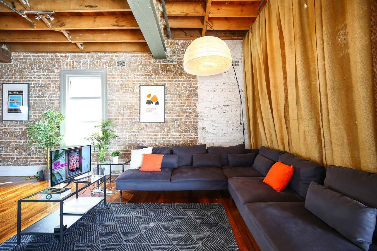 Centre Loft, New York Style *